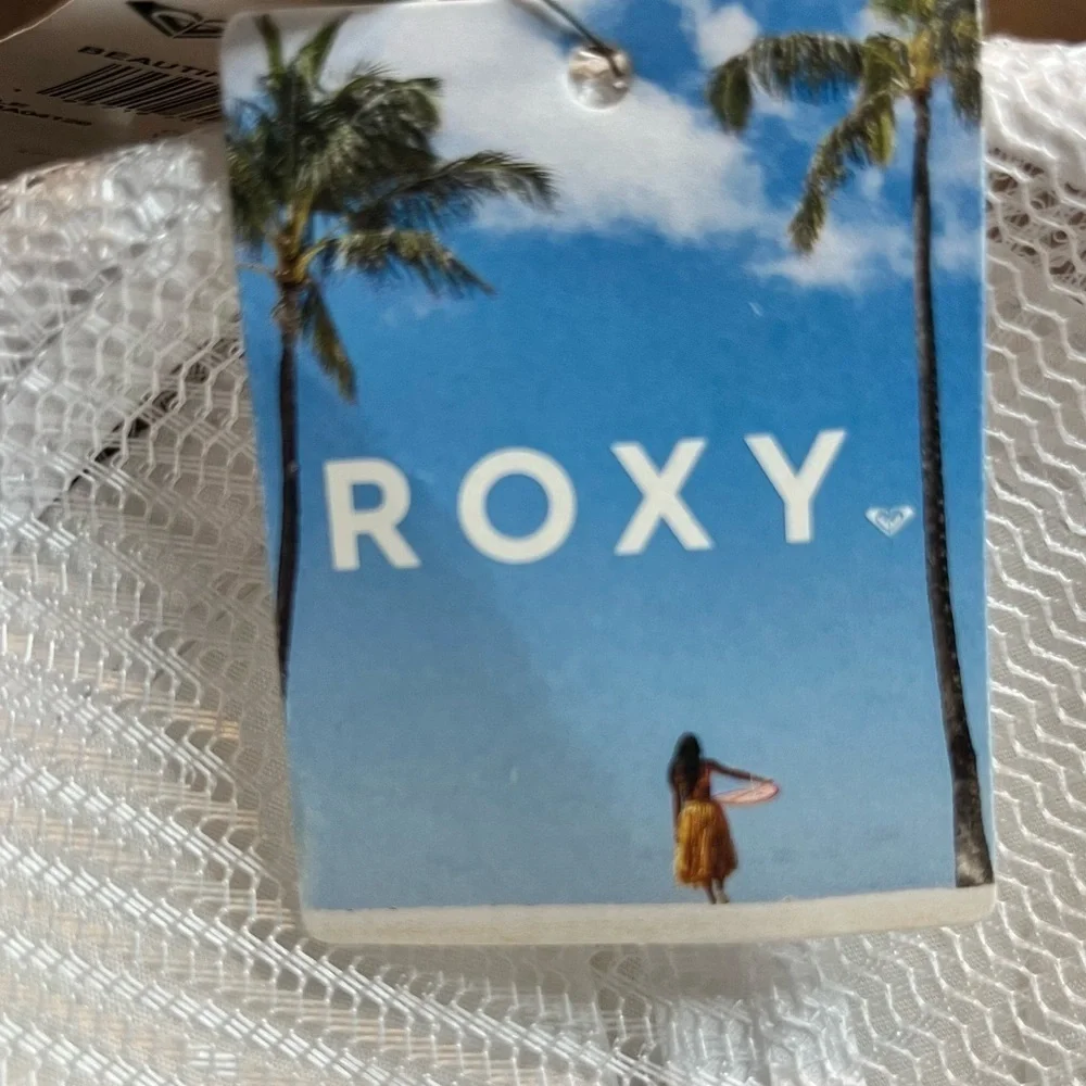 Roxy Women’s Beautiful Morning Adjustable Trucker Hat